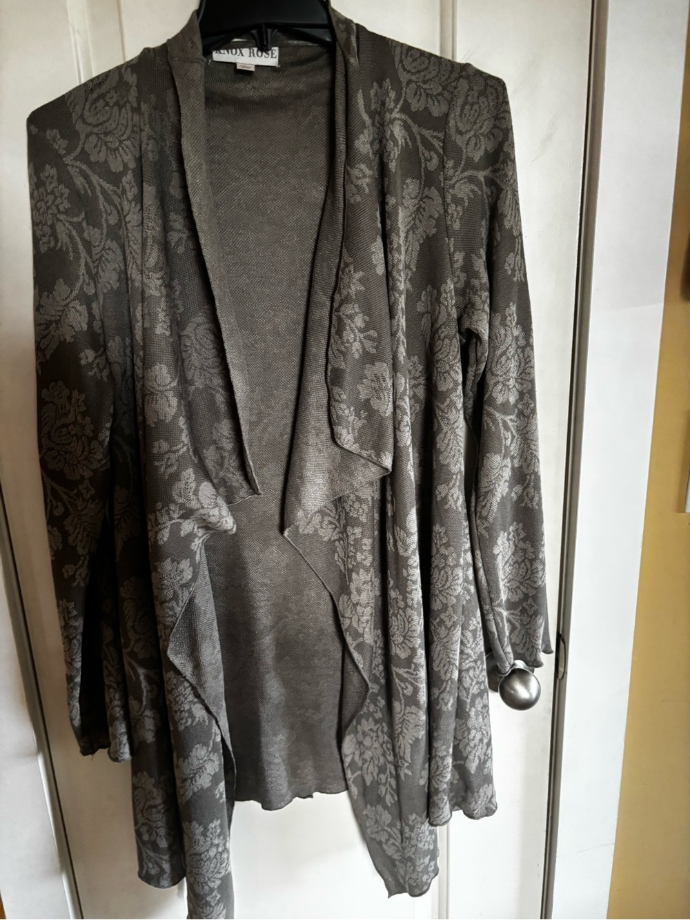 Knox Rose Gray Floral Draped Open-Front Cardigan